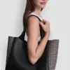 Bolsos Tote con el logotipo de Willa New York