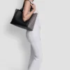 Bolsos Tote con el logotipo de Willa New York