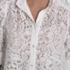 Camisa con mangas abullonadas de encaje