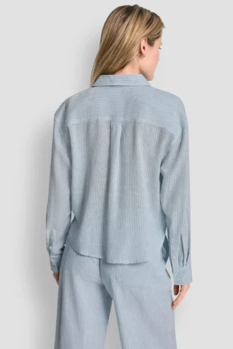 Camisa de mezcla de lino con botones en la parte delantera