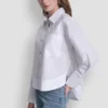 Camisa de popelín con botones de pedrería Camisa de popelín con botones de pedrería
