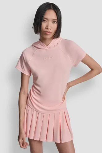 Camiseta con capucha de malla y logotipo