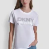 Camiseta con pedrería apilada de DKNY Vaqueros