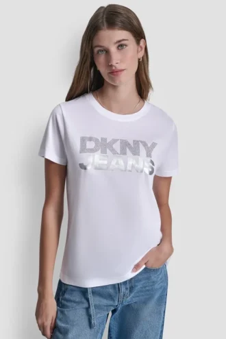 Camiseta con pedrería apilada de DKNY Vaqueros