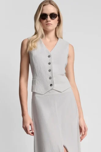 Chaleco de piqué con botones