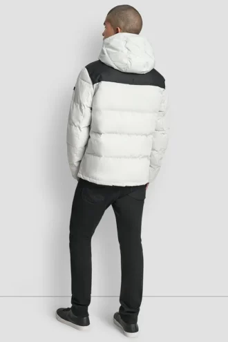 Chaqueta plumífera con logotipo