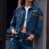 Chaqueta vaquera con parches y pins