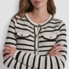 Cárdigan a rayas con punto calado Cárdigan a rayas con punto calado