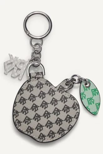 Dije con el Charm del logotipo de Apple