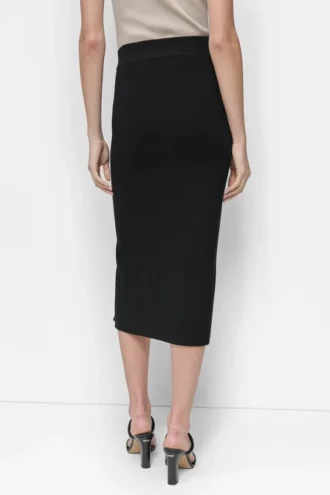 Falda tipo jersé medio con detalles de cremallera