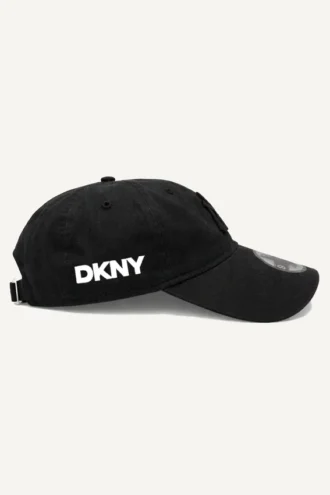 Gorra DKNY x New York Yankees de New Era