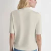Jerséis con cuello alto y logotipo