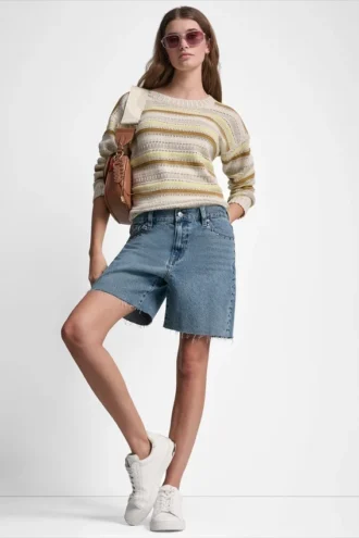 pantaln corto de corte holgado de talle medio 1 330x495 - Pantal&oacute;n corto de corte holgado de talle medio