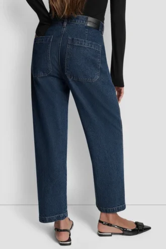 Pantalón de cintura alta con corte recto