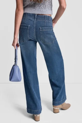 Pantalón de cintura alta y pierna ancha con bolsillos de parche