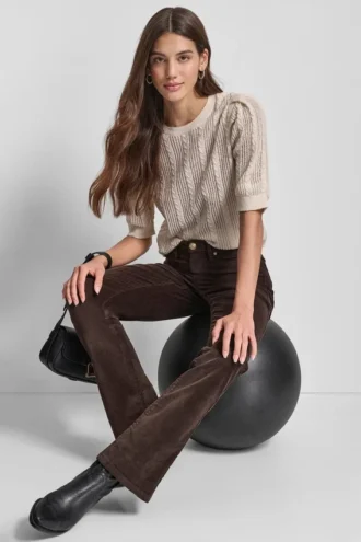 Pantalones acampanados de talle alto