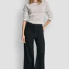 Pantalones de tiro alto, corte cropped y pierna ancha