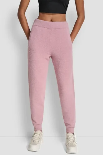 Pantalones Jogger de hilo de plumas con bolsillos y logotipo en el mismo tono