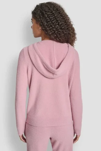 Sudadera con capucha de hilo de plumas, cordones y logotipo en el mismo tono