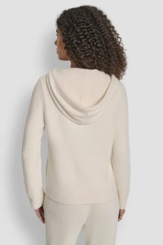 Sudadera con capucha de hilo de plumas, cordones y logotipo en el mismo tono