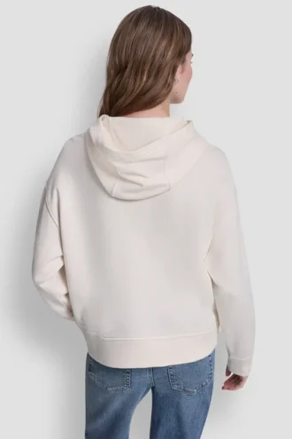 Sudadera con capucha y logotipo de pedrería apilada