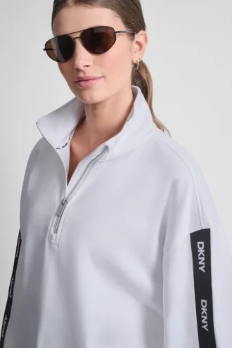 Sudadera con logo y cremallera de un cuarto