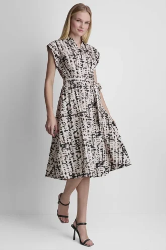 Vestido camisero midi con mangas casquillo