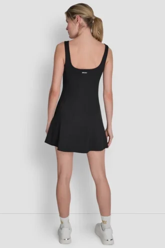 Vestido de compresión Balance con shorts incorporados