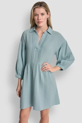 Vestido de gasa con cuello en V